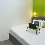 Urbanview Don Juan Pondok Gede By Reddoorz