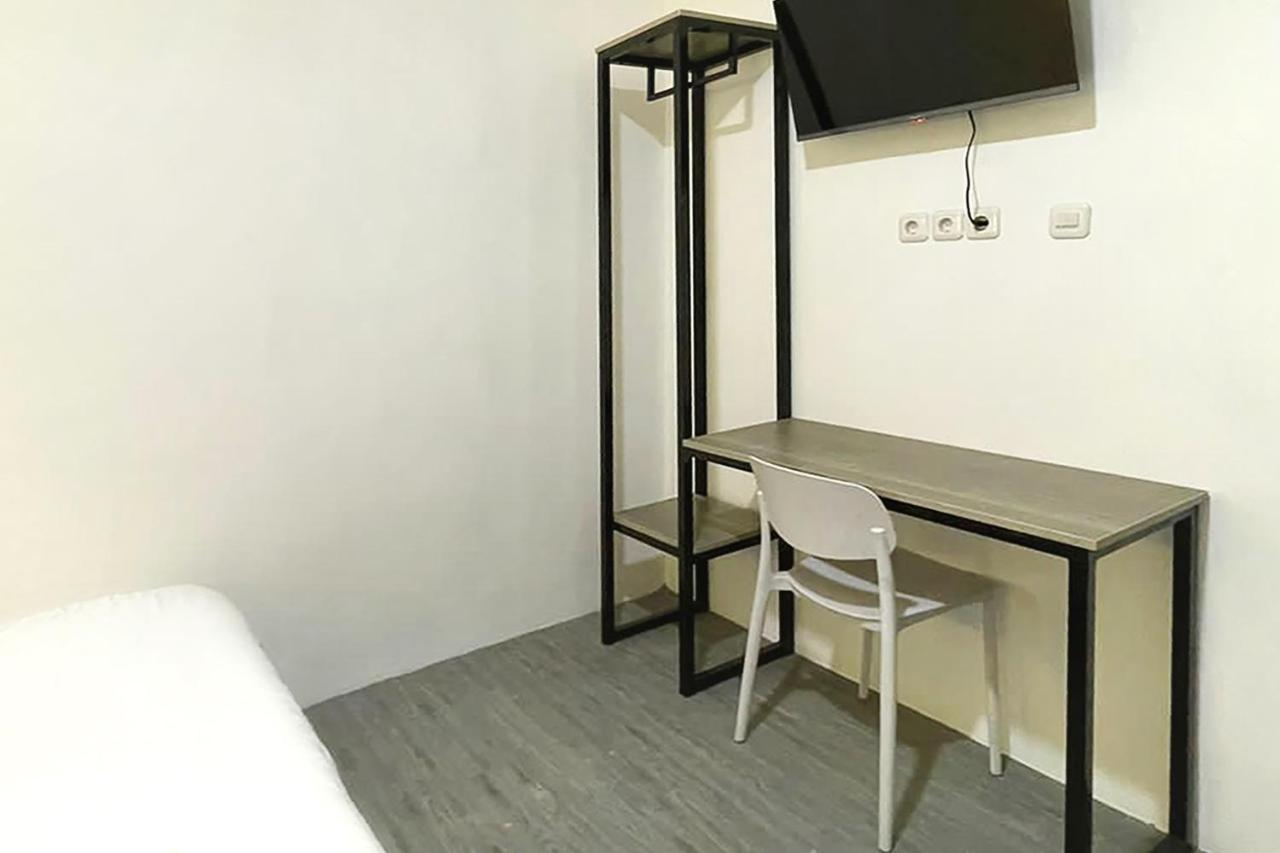 Urbanview Don Juan Gede By Reddoorz Hotel 3*