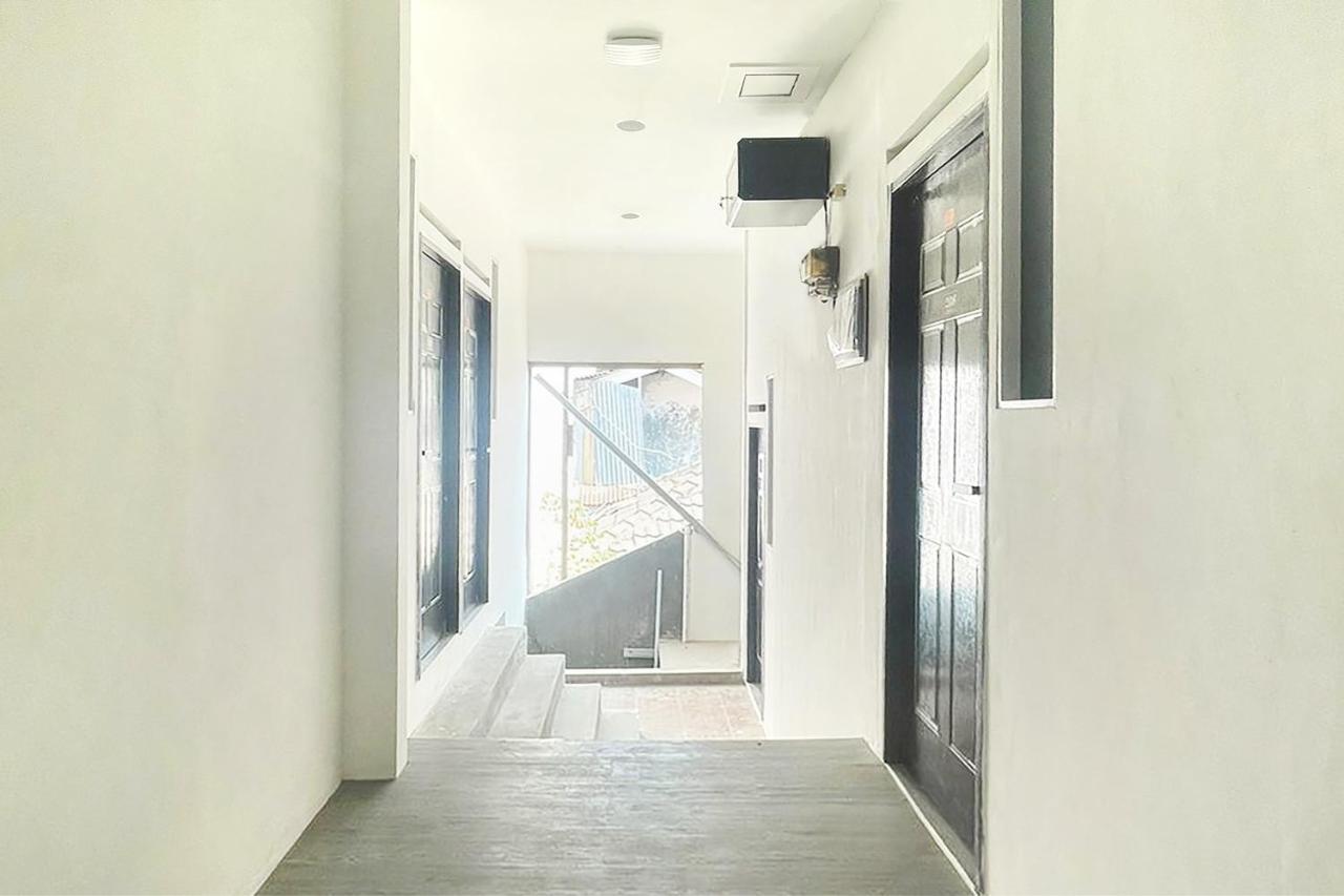 Hotel Urbanview Don Juan Gede By Reddoorz Bekasi